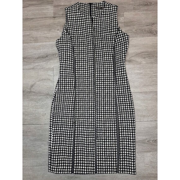 J. McLaughlin Dresses & Skirts - Houndstooth Sheath Dress Black White Faux Leather Trim Size 0